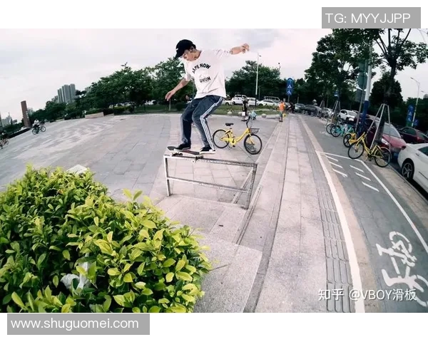 杨娜独家分享滑板技巧与心得体会助你轻松掌握滑板运动乐趣